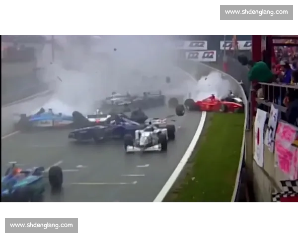 F1赛道惊险瞬间解析多起事故原因与安全反思